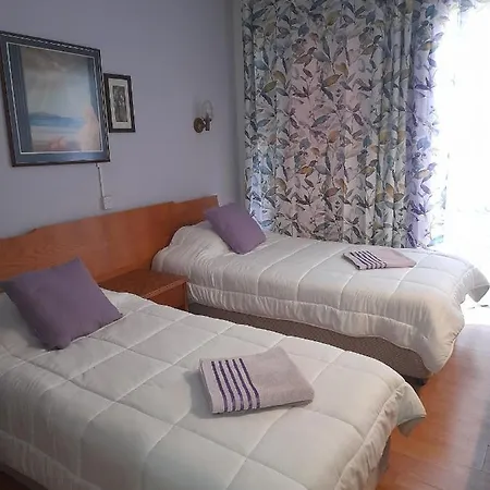 Onisillos 2* Lárnaka