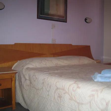 Onisillos Szálloda Lárnaka