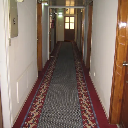 Onisillos Szálloda Lárnaka