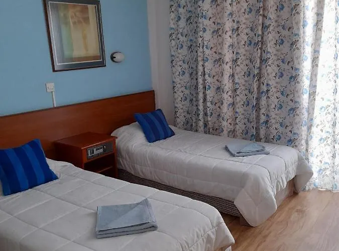 מלון Onisillos 2*