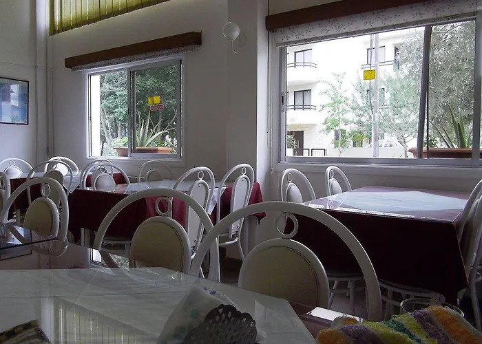 Onisillos לרנקה