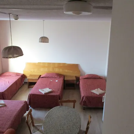 Onisillos 2* לרנקה