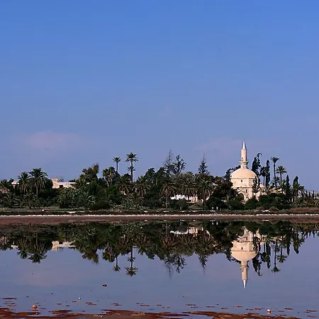 מלון Onisillos 2*