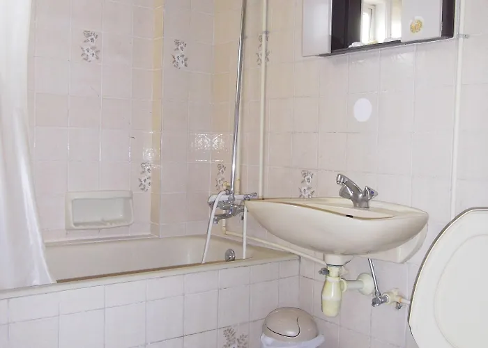 Onisillos 2* Larnaka