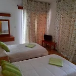 Onisillos Hotel